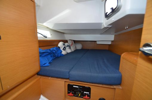 Jeanneau Sun Odyssey 409 image