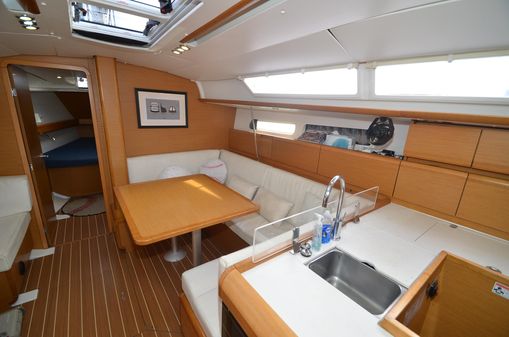 Jeanneau Sun Odyssey 409 image