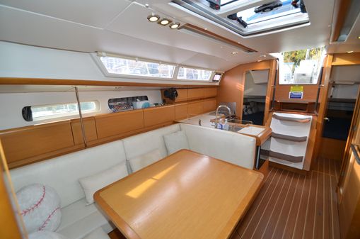 Jeanneau Sun Odyssey 409 image