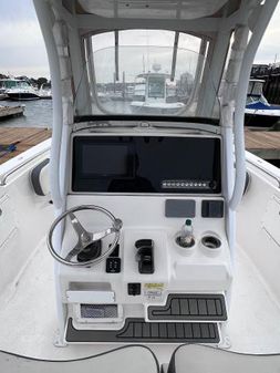 Tidewater 252-CENTER-CONSOLE image