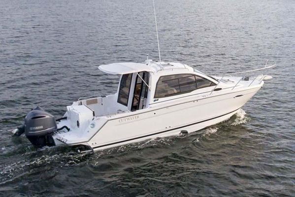 Cutwater C-24 Coupe - main image