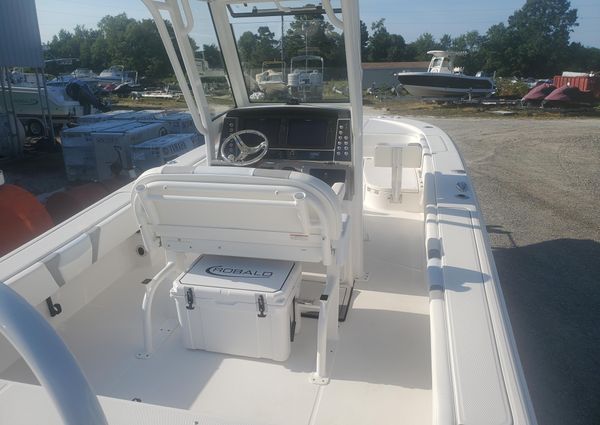 Robalo 266-CAYMAN image