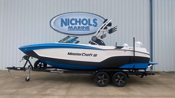 Mastercraft XT22