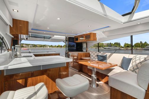 Riviera 5400 Sport Yacht image