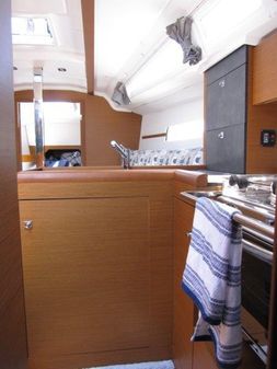 Jeanneau Sun Odyssey 349 image