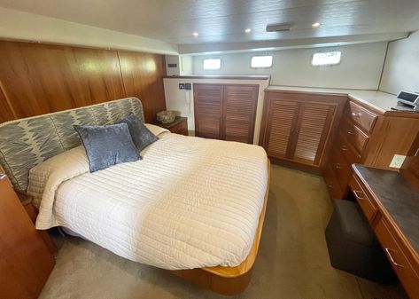 Tollycraft 57-PILOTHOUSE-MOTOR-YACHT image