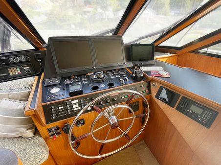 Tollycraft 57-PILOTHOUSE-MOTOR-YACHT image