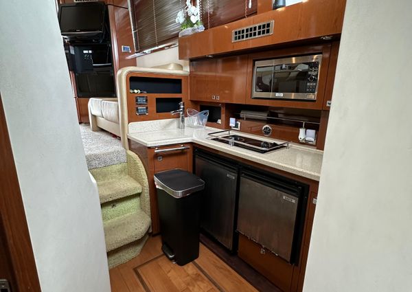 Sea Ray 36 Sedan Bridge image