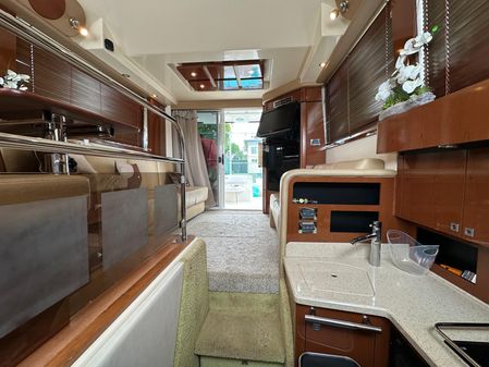 Sea Ray 36 Sedan Bridge image