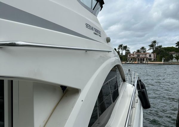 Sea Ray 36 Sedan Bridge image