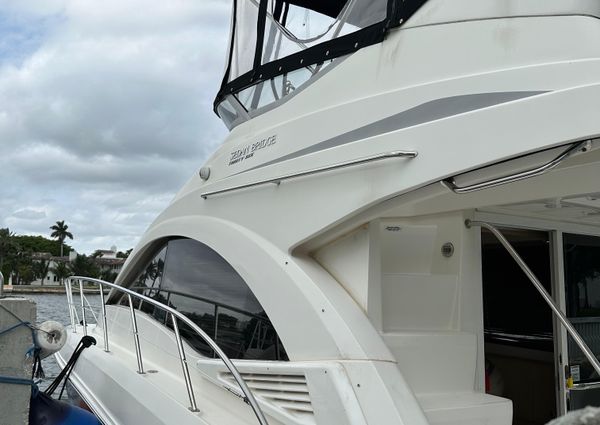 Sea Ray 36 Sedan Bridge image