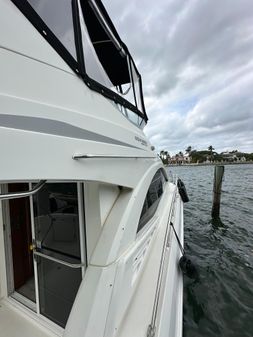 Sea Ray 36 Sedan Bridge image