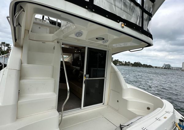 Sea Ray 36 Sedan Bridge image