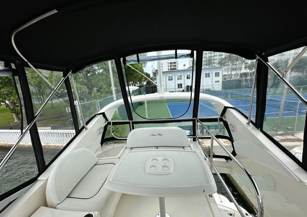 Sea Ray 36 Sedan Bridge image