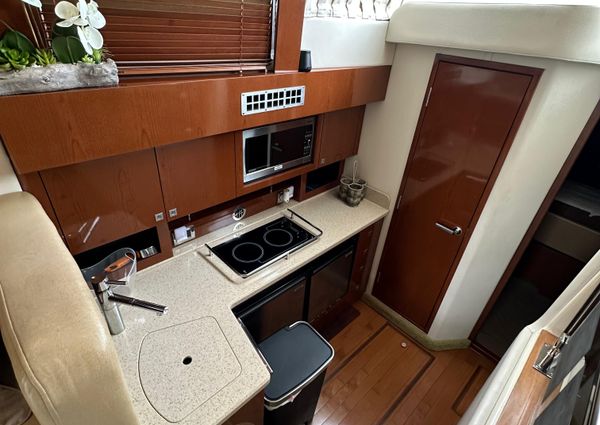 Sea Ray 36 Sedan Bridge image