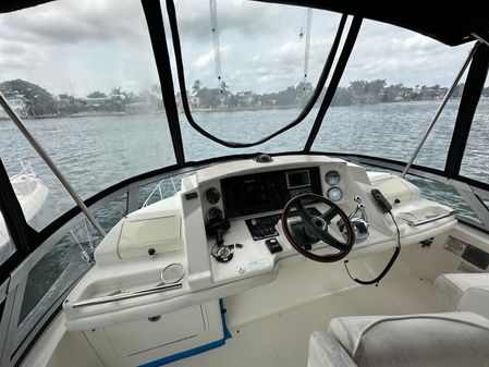 Sea Ray 36 Sedan Bridge image