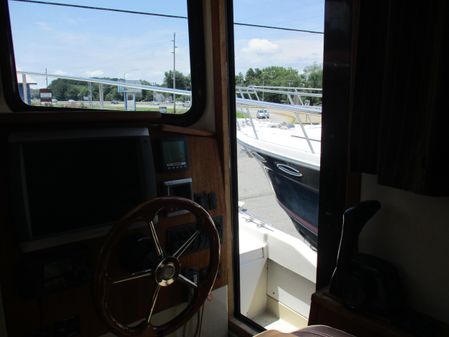 Ranger Tugs R29 image