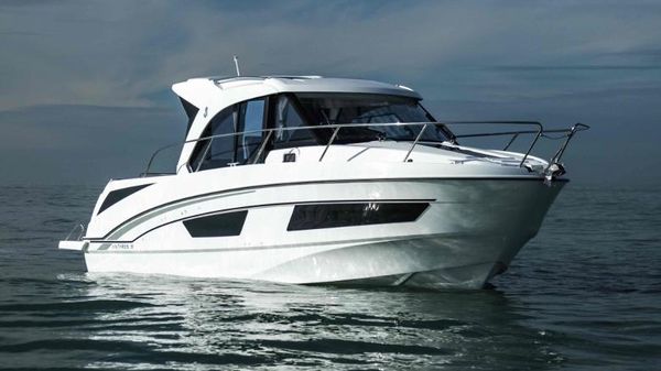 Beneteau Antares 9 OB
