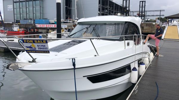 Beneteau Antares 9 OB