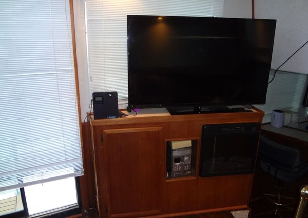 Harbor Master 52 image