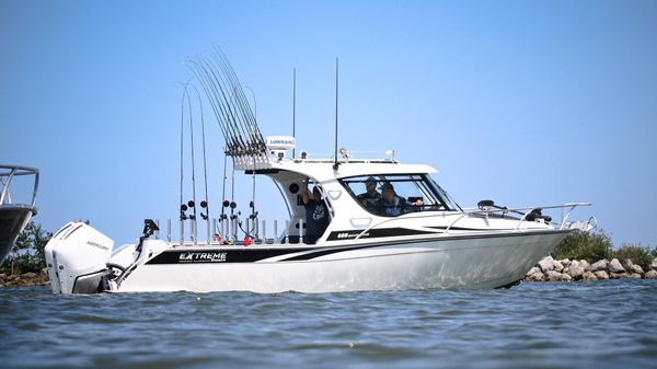 Extreme Boats 886 Game King 29' (Demo'd) 