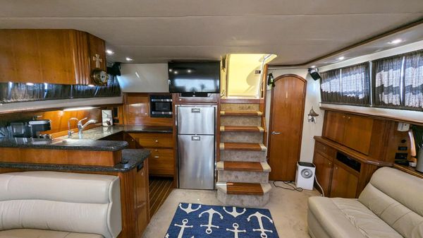 Cruisers Yachts 455 Express Motoryacht image