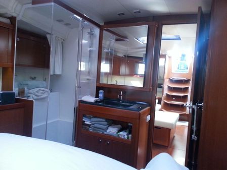 Beneteau Oceanis 48 image