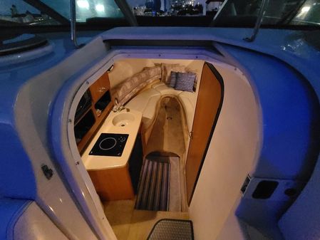Crownline 270 CR image