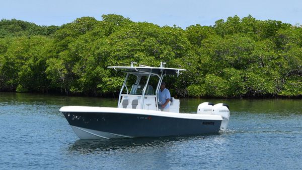 Bluewater Sportfishing 2550 