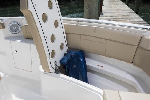 Pursuit S 328 Sport image