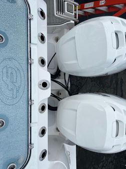 Sea Fox 328 Commander image