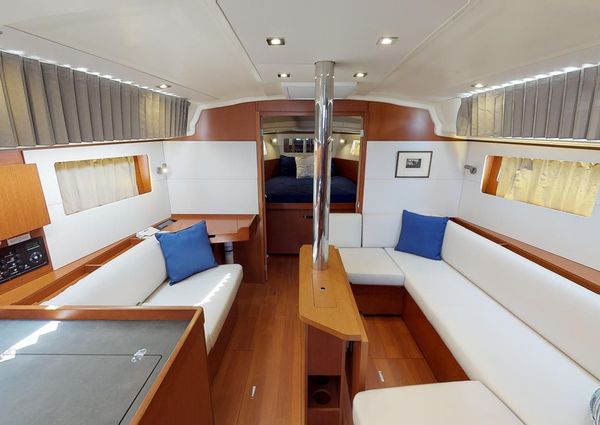 Beneteau Oceanis 41.1 image