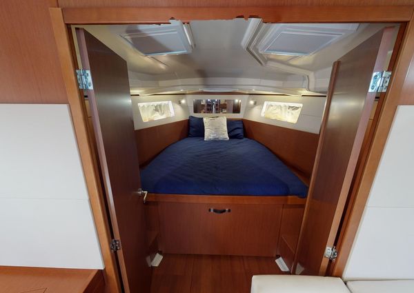 Beneteau Oceanis 41.1 image