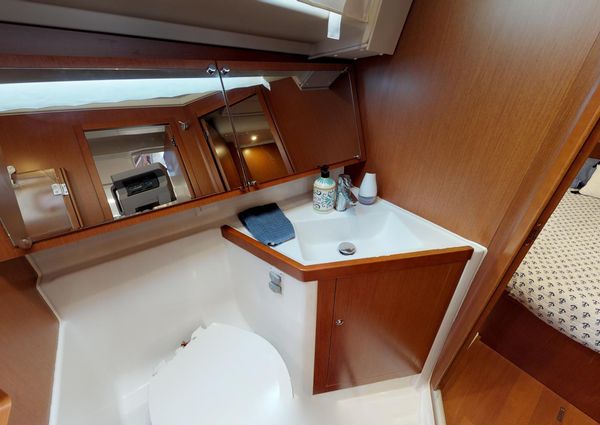 Beneteau Oceanis 41.1 image