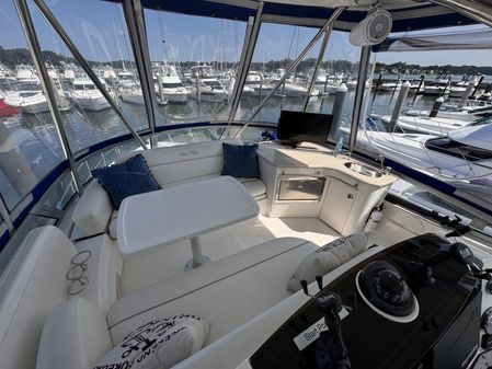 Sea Ray 47 Sedan Bridge image