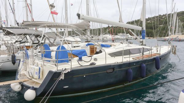 Delphia 47