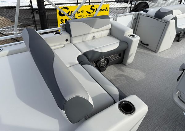 Avalon LSZ-VERSATILE-REAR-LOUNGER image