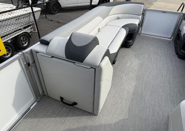 Avalon LSZ-VERSATILE-REAR-LOUNGER image