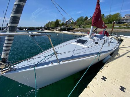 J Boats J/105 image