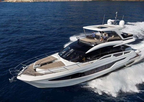 Galeon 640 Fly image