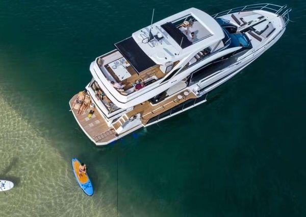 Galeon 640 Fly image