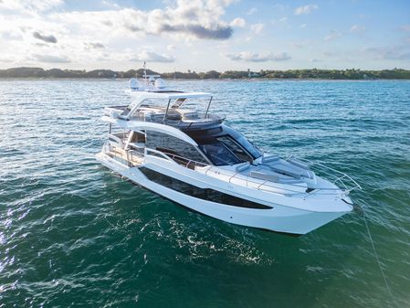 Galeon 640 Fly image