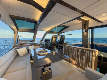 Galeon 640 Fly image