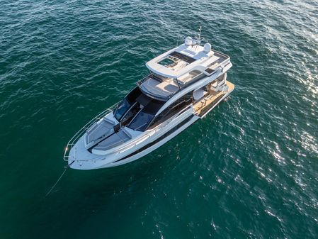 Galeon 640 Fly image