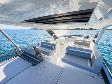 Galeon 640 Fly image