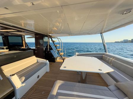 Galeon 640 Fly image