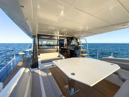 Galeon 640 Fly image