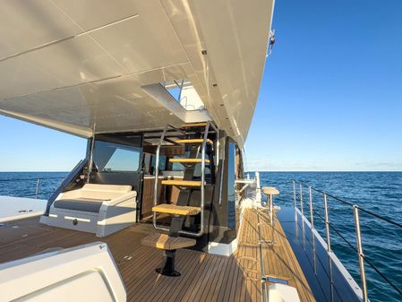 Galeon 640 Fly image