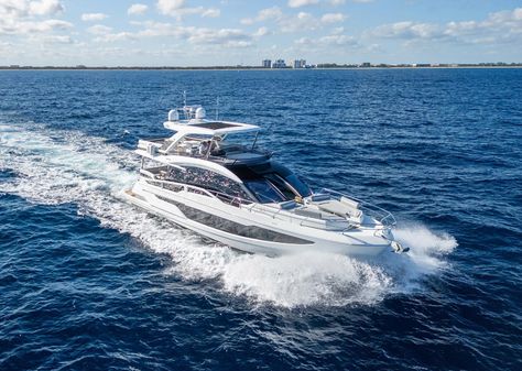 Galeon 640 Fly image