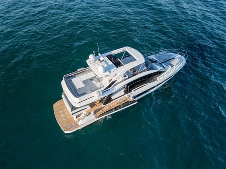 Galeon 640 Fly image